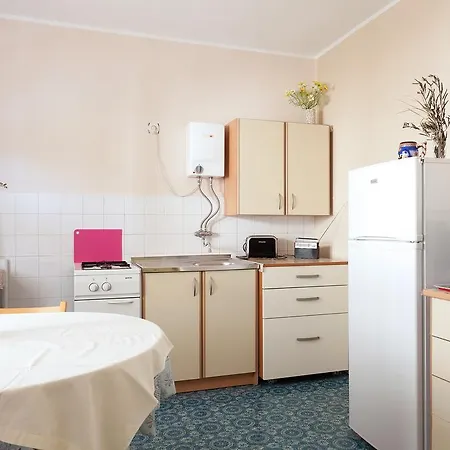 Apartman Davorka Karlobag Exterior photo